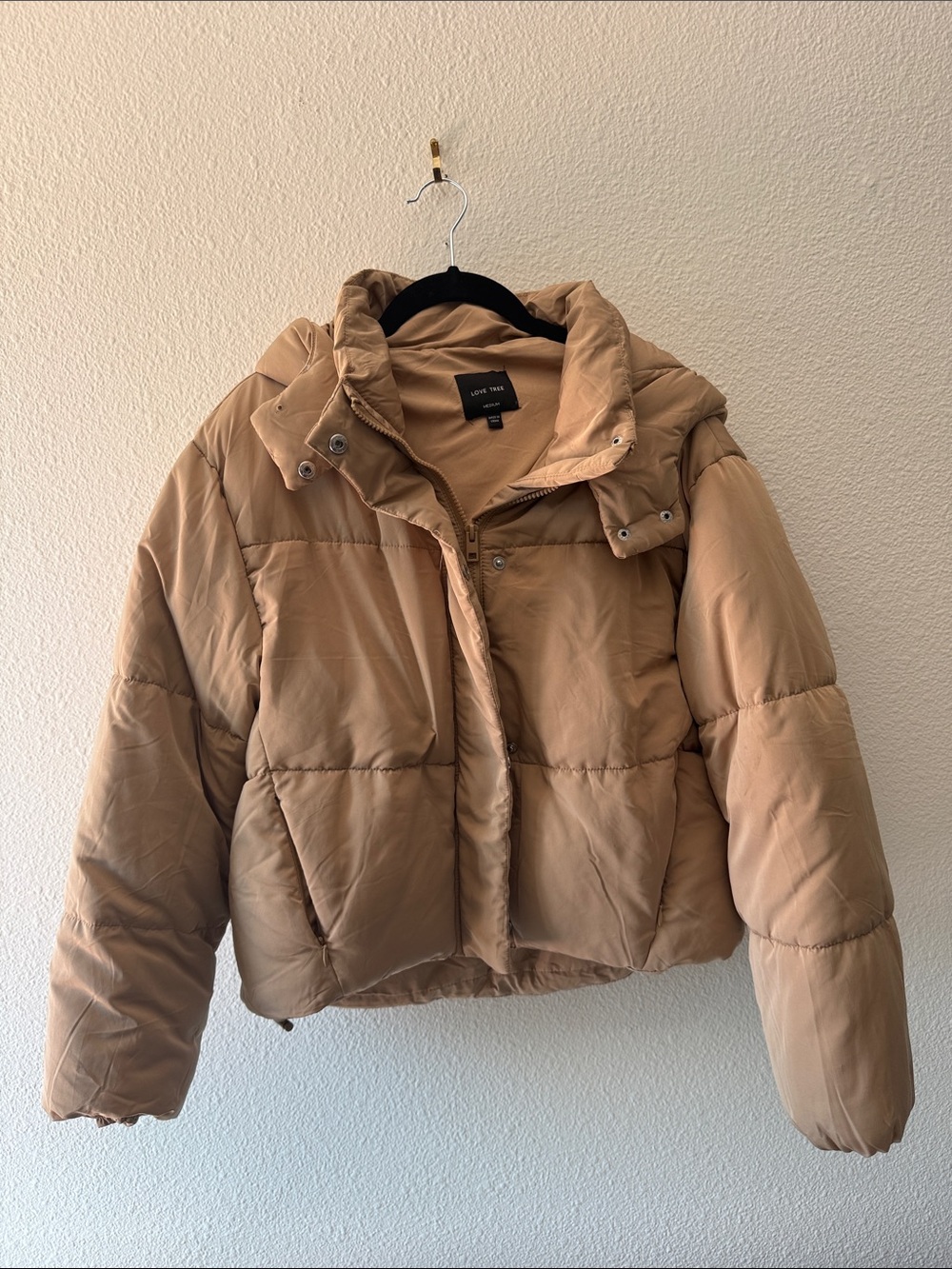 Love Tree Cropped Puffer Jacket in Camel/Tan
